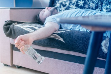 Вывод из запоя в Новониколаевском